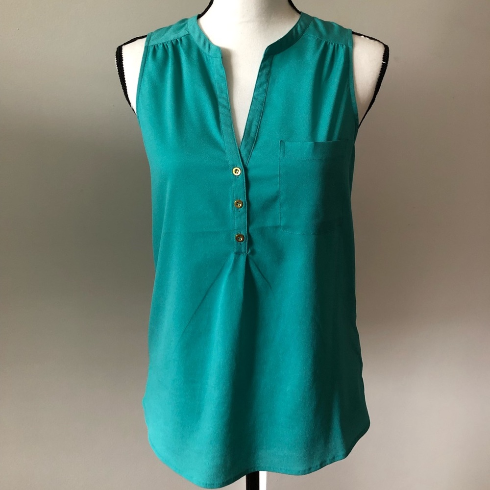 Forever 21 Sleeveless Top